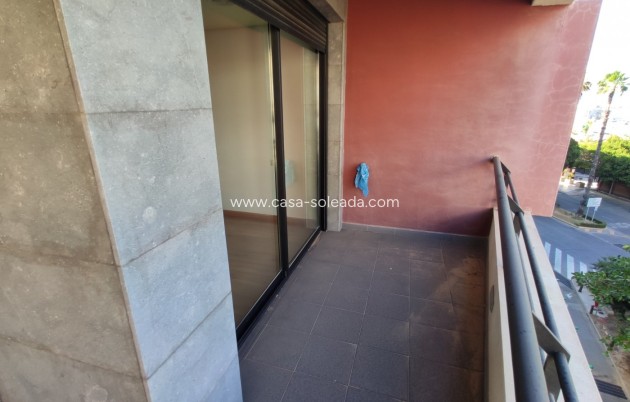 Wiederverkauf - Wohnung - Torrevieja - Puerto