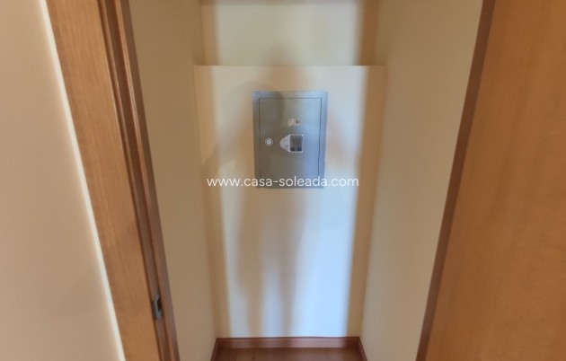 Wiederverkauf - Wohnung - Torrevieja - Puerto