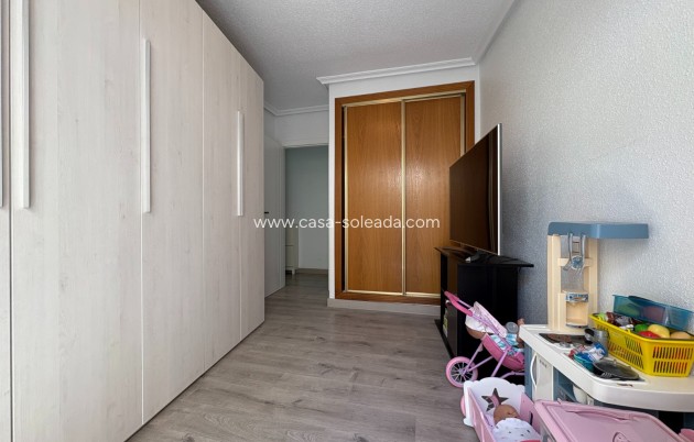 Herverkoop - Appartement / flat - Torrevieja - Costa Blanca