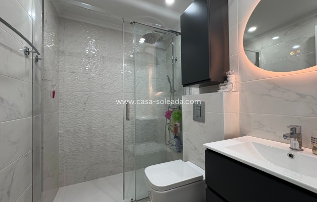 Herverkoop - Appartement / flat - Torrevieja - Costa Blanca