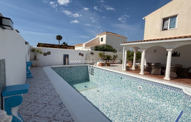 Resale - Villa - Torrevieja - Costa Blanca