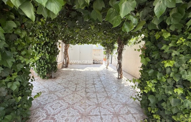 Resale - Villa - Torrevieja - Costa Blanca