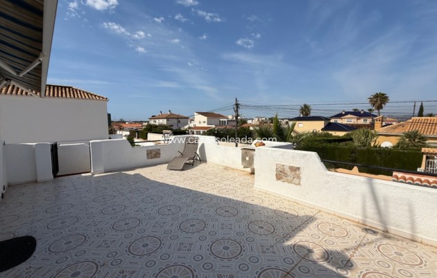 Resale - Villa - Torrevieja - Costa Blanca