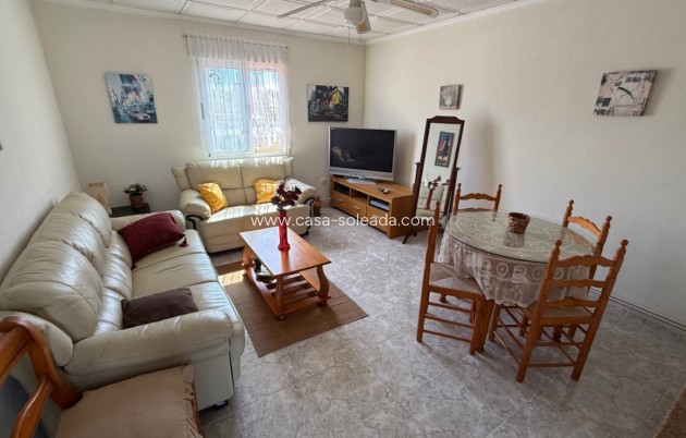 Resale - Villa - Torrevieja - Costa Blanca