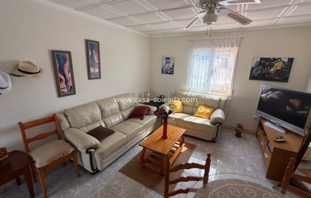Resale - Villa - Torrevieja - Costa Blanca