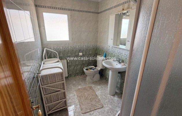 Resale - Villa - Torrevieja - Costa Blanca