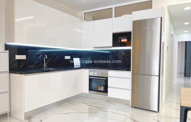 Herverkoop - Appartement / flat - Torrevieja - Playa del Cura