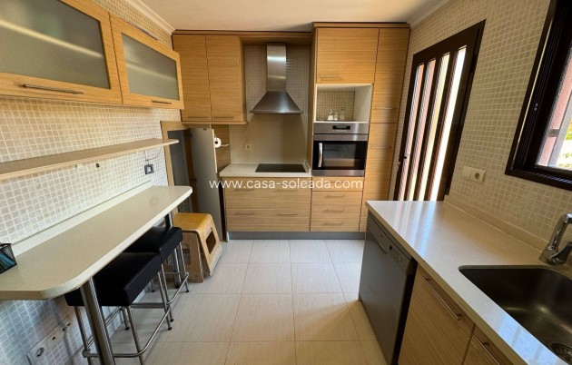 Herverkoop - Herenhuis - Torrevieja - Aguas nuevas