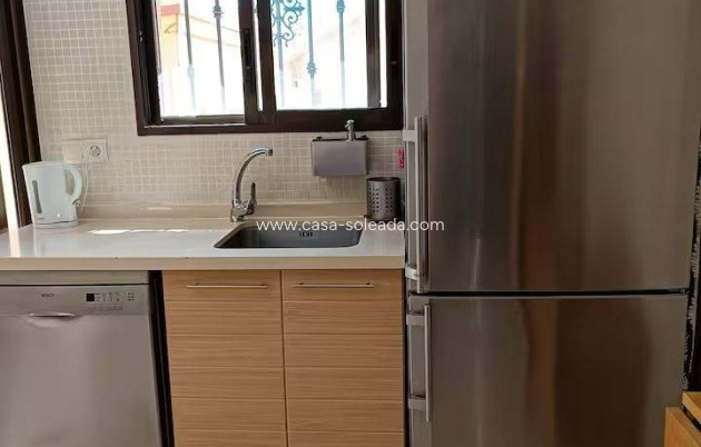 Herverkoop - Herenhuis - Torrevieja - Aguas nuevas