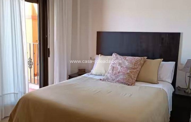 Herverkoop - Herenhuis - Torrevieja - Aguas nuevas