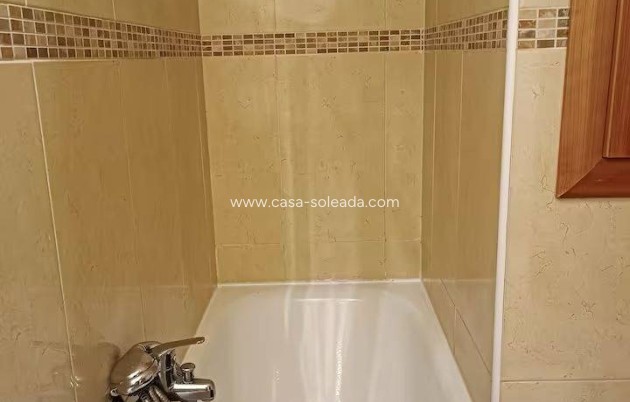 Herverkoop - Herenhuis - Torrevieja - Aguas nuevas