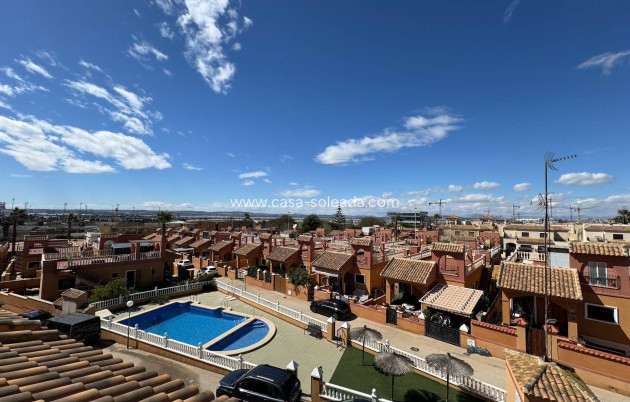 Herverkoop - Herenhuis - Torrevieja - Aguas nuevas
