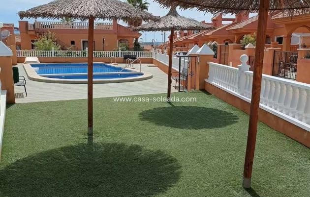 Herverkoop - Herenhuis - Torrevieja - Aguas nuevas