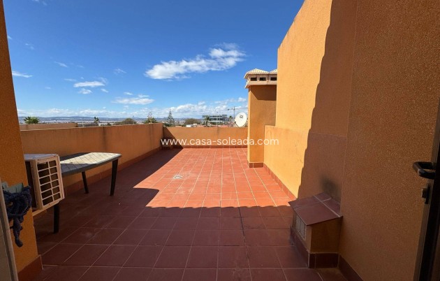 Herverkoop - Herenhuis - Torrevieja - Aguas nuevas