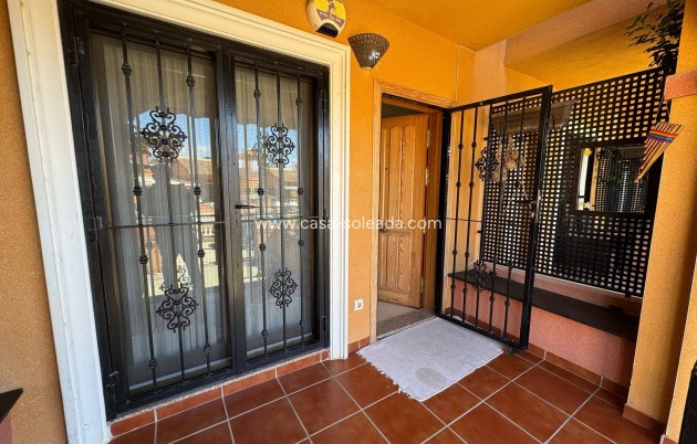 Herverkoop - Herenhuis - Torrevieja - Aguas nuevas