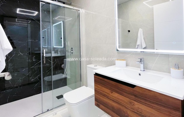 Wiederverkauf - Wohnung - Torrevieja - Playa del Cura