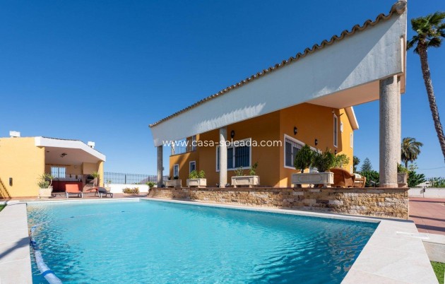 Wiederverkauf - Villa - Orihuela - Orihuela Ciudad