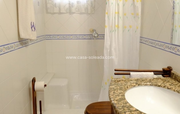 Wiederverkauf - Villa - Orihuela - Orihuela Ciudad