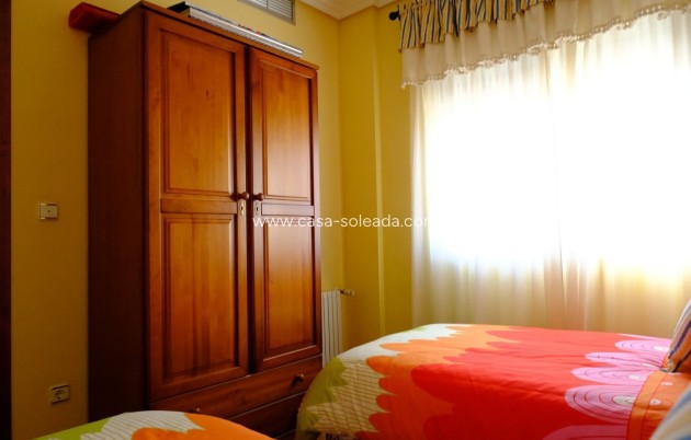 Wiederverkauf - Villa - Orihuela - Orihuela Ciudad