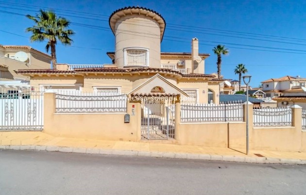 Revente - Villa - Villamartin - Villamartín