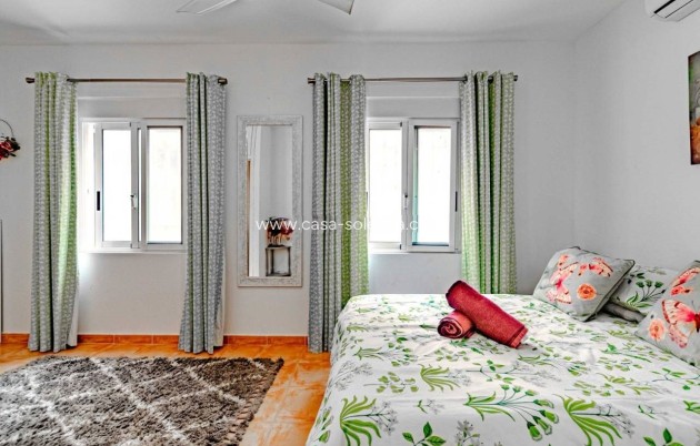 Revente - Villa - Villamartin - Villamartín
