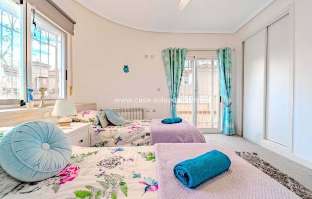 Revente - Villa - Villamartin - Villamartín