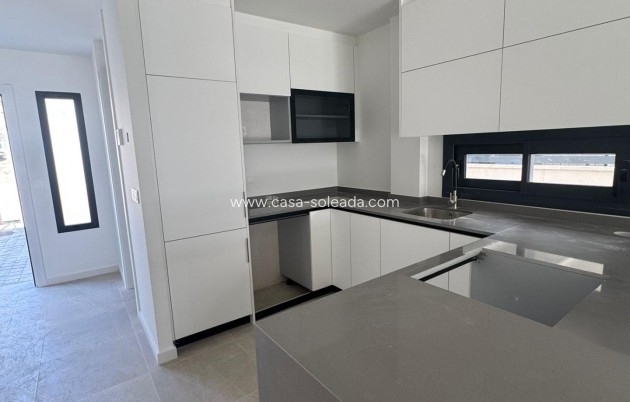 Herverkoop - Villa - Guardamar del Segura - Guardamar