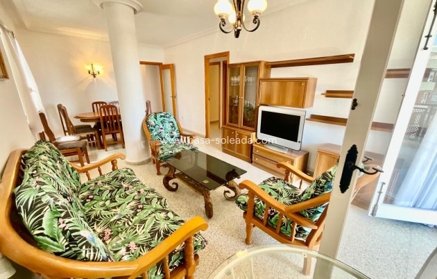 Herverkoop - Appartement / flat - Torrevieja - Acequion