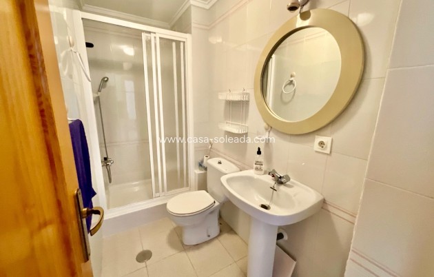 Herverkoop - Appartement / flat - Torrevieja - Acequion