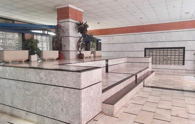 Herverkoop - Appartement / flat - Torrevieja - Acequion