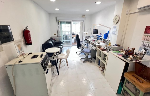 Resale - Apartment / flat - Torrevieja