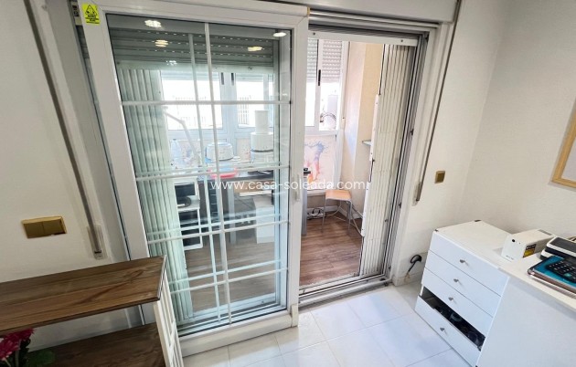 Resale - Apartment / flat - Torrevieja