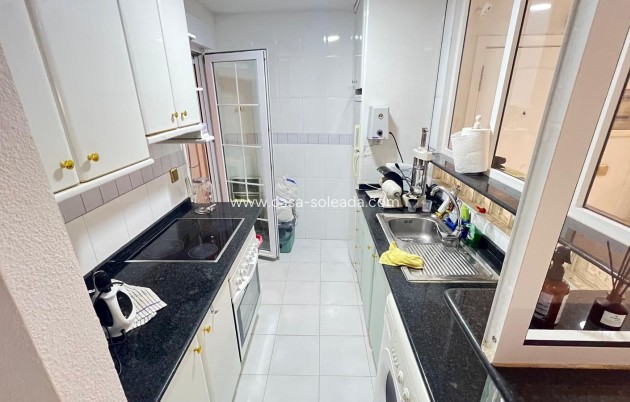 Resale - Apartment / flat - Torrevieja