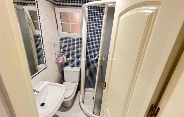 Resale - Apartment / flat - Torrevieja
