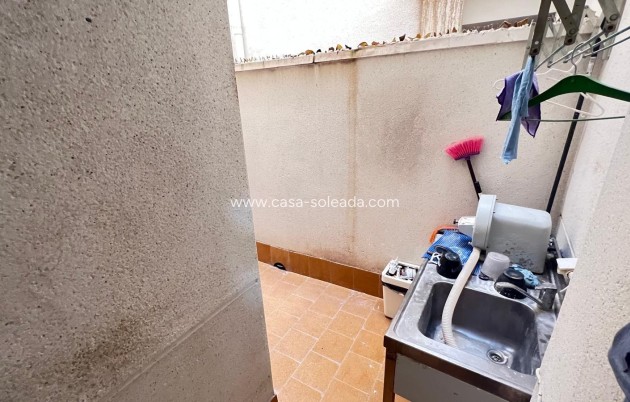 Resale - Apartment / flat - Torrevieja