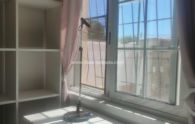 Herverkoop - Bungalow - Orihuela Costa - Campoamor