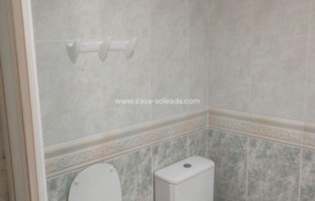 Herverkoop - Bungalow - Orihuela Costa - Campoamor