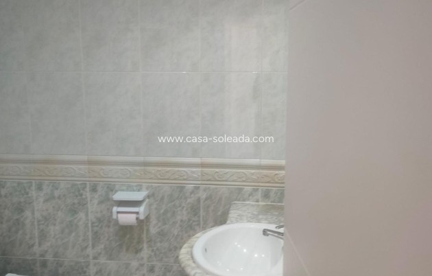Herverkoop - Bungalow - Orihuela Costa - Campoamor