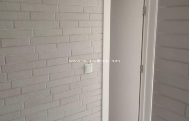 Herverkoop - Bungalow - Orihuela Costa - Campoamor