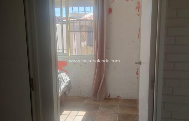 Herverkoop - Bungalow - Orihuela Costa - Campoamor
