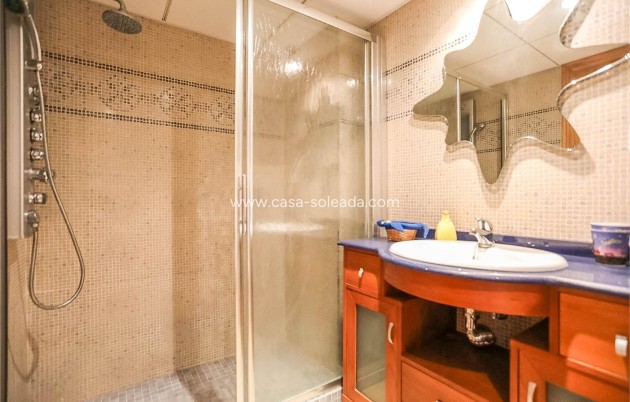 Herverkoop - Appartement / flat - Torrevieja - Center