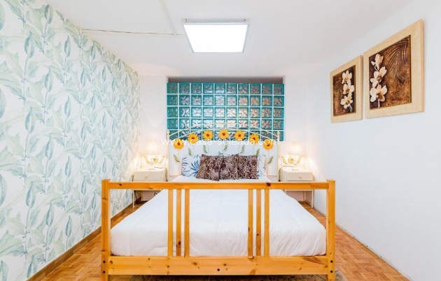 Wiederverkauf - Wohnung - Torrevieja - Acequion