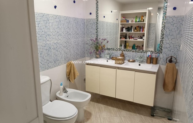 Wiederverkauf - Wohnung - Torrevieja - Acequion