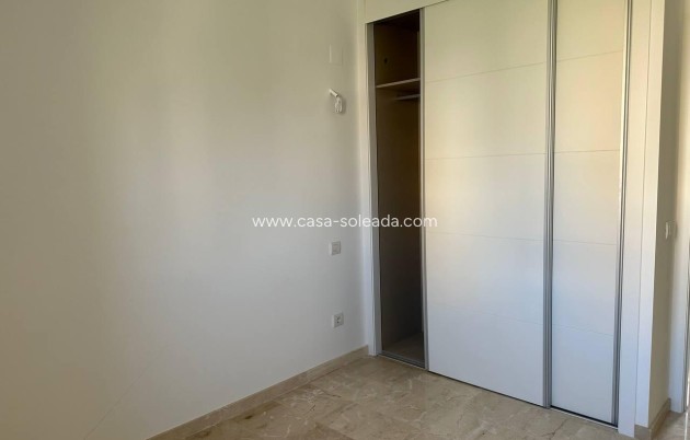 Wiederverkauf - Wohnung - Torrevieja - Punta Prima