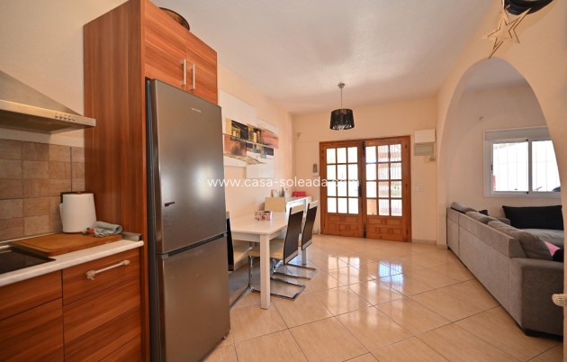 Wiederverkauf - Villa - Torrevieja - Los Balcones