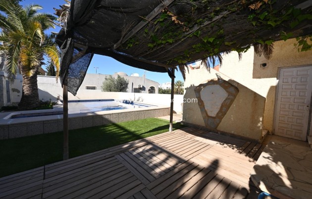 Wiederverkauf - Villa - Torrevieja - Los Balcones