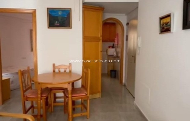 Herverkoop - Appartement / flat - Torrevieja - Playa de los Locos