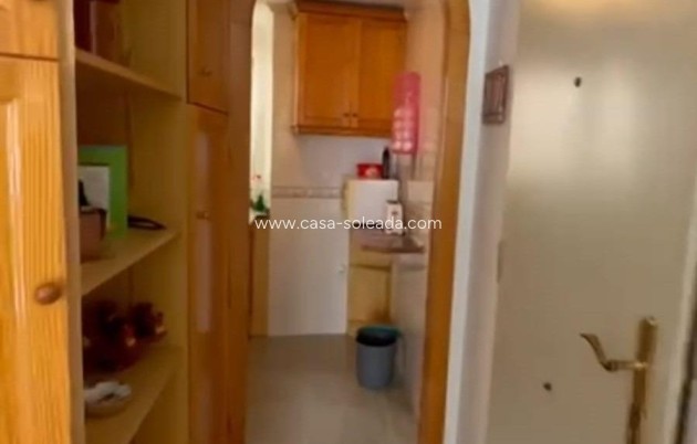 Herverkoop - Appartement / flat - Torrevieja - Playa de los Locos