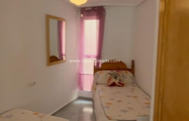 Herverkoop - Appartement / flat - Torrevieja - Playa de los Locos