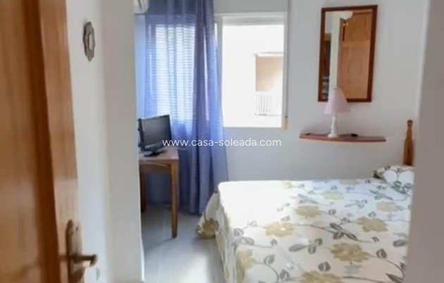 Herverkoop - Appartement / flat - Torrevieja - Playa de los Locos